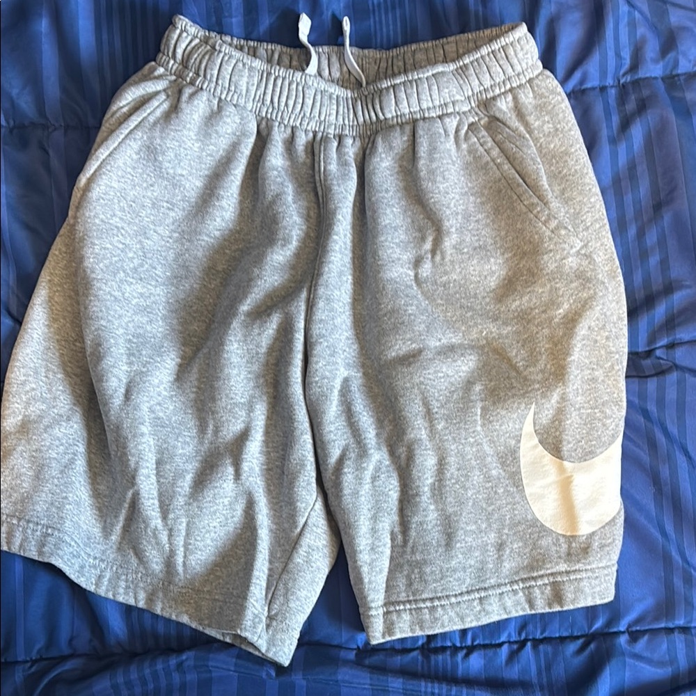 Nike Gray Men's Shorts